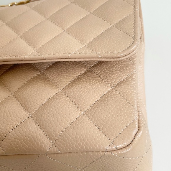 โSOLDโ Chanel M Classic Double Flap - Picture 7 of 16